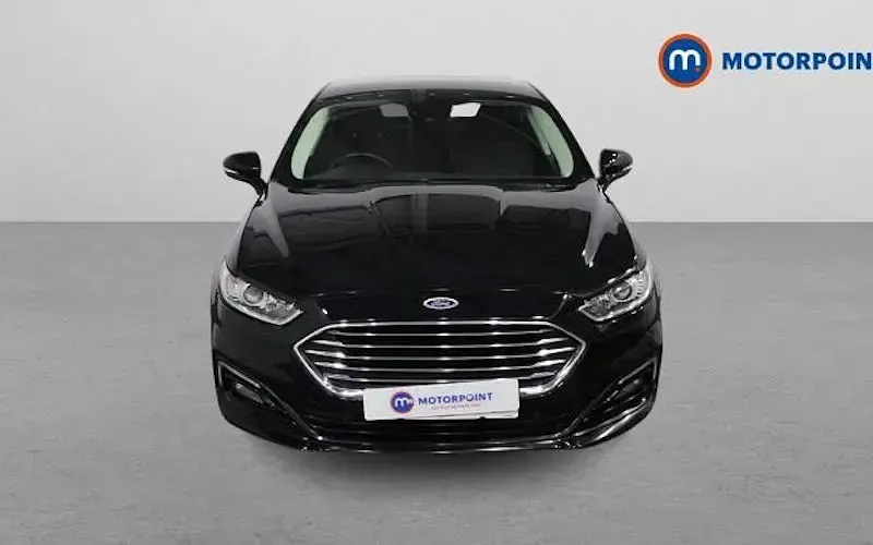 Używany Ford Mondeo Zetec 150 KM (110 kW) 2021 Hatchback