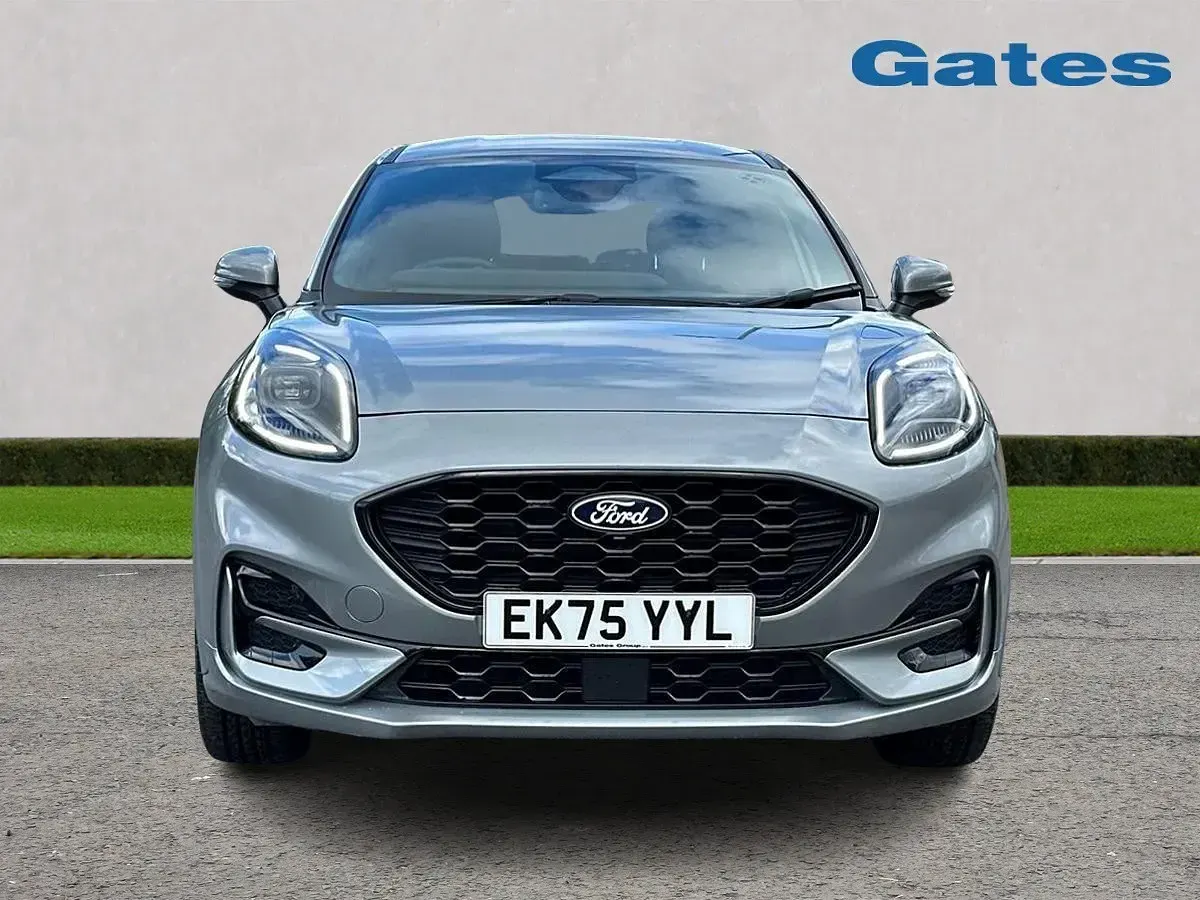 Second-hand Ford Puma ST-Line X 125 CP (91 kW) 2025 Argintiu SUV