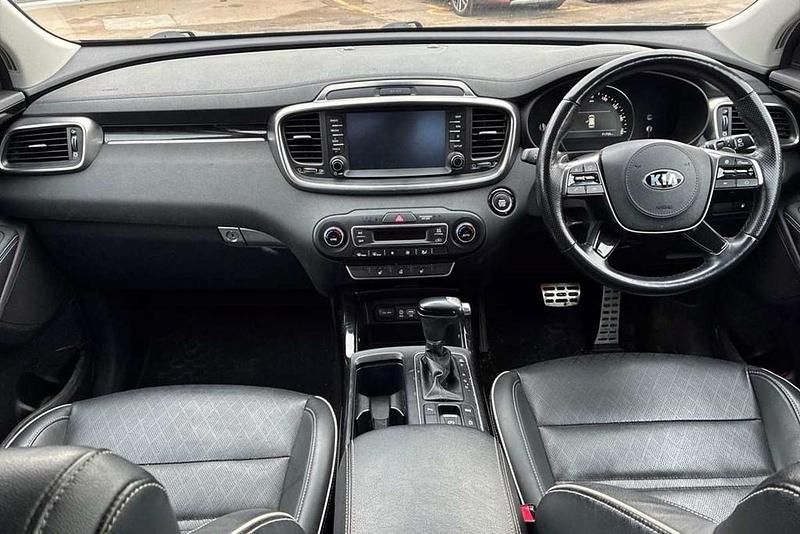 Used Kia Sorento GT-Line 200 HP (147 kW) 2019 Black SUV