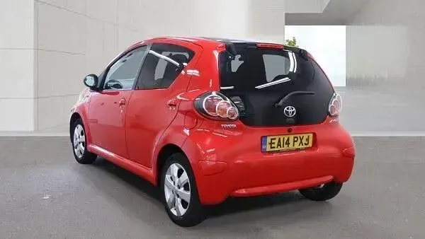 Used Toyota Aygo Style 2014 Multicoloured Hatchback