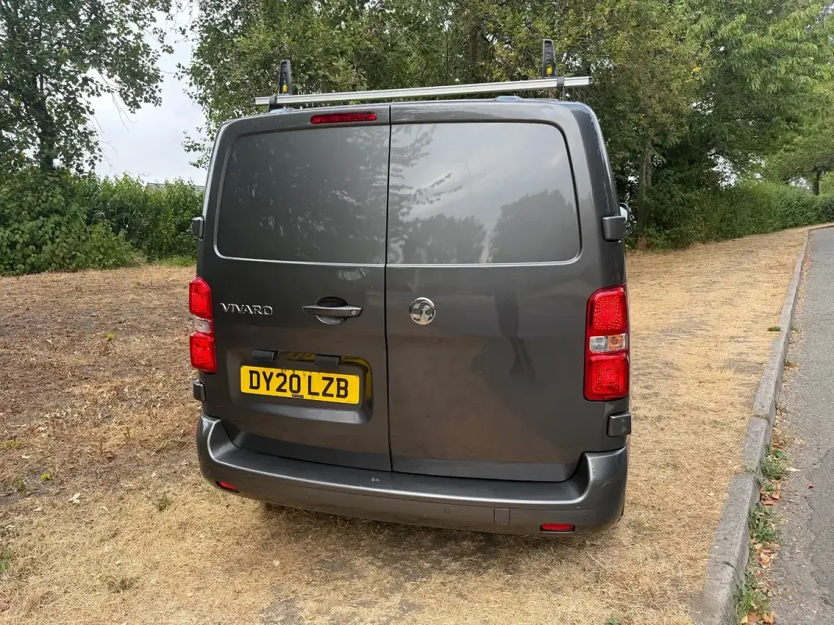 Used Vauxhall Vivaro Sportive 100 HP (73 kW) 2020 Grey MPV