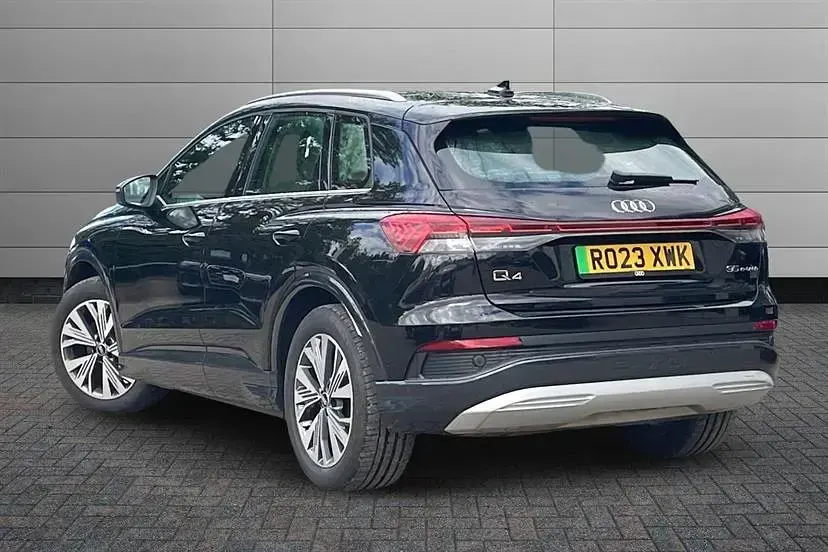 Used Audi Q4 e-tron Sport 125 kW (170 HP) 2023 Black SUV