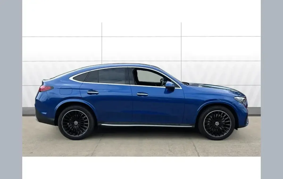 Used Mercedes GLC220 AMG line 197 HP (144 kW) 2023 Blue SUV