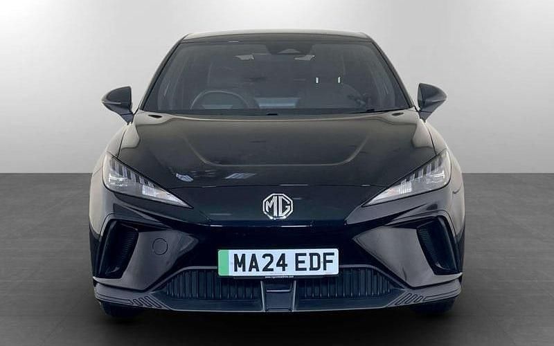 Black Used 2024 MG MG4 EV SE Hatchback | £14,695 (Good price) - Image 1/3