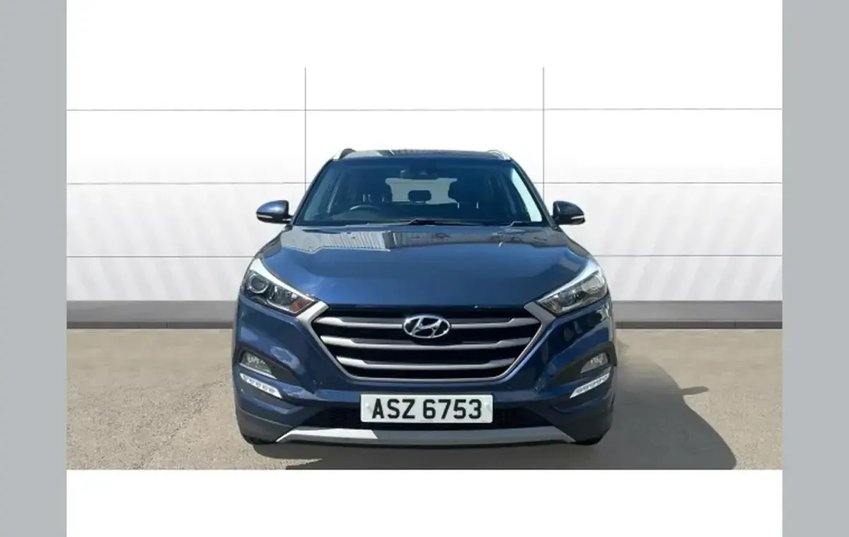 Used Hyundai Tucson SE 132 HP (97 kW) 2017 Blue SUV