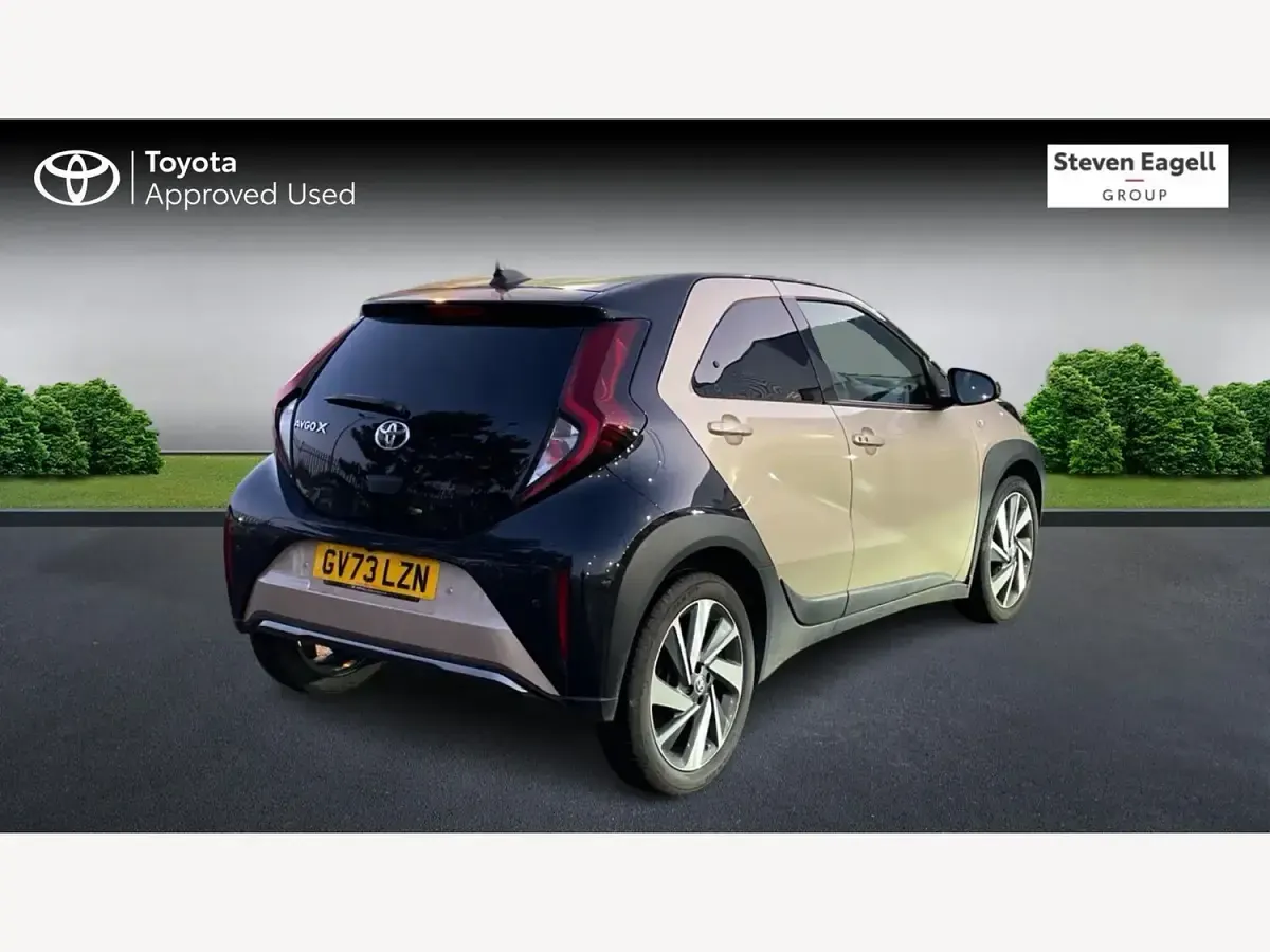 Used Toyota Aygo X 2024 Beige SUV