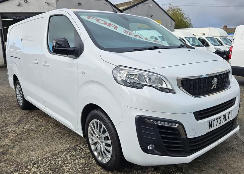 White Used 2023 Peugeot Expert Premium Van | £16,250 (A bit pricey) - Image 1/4
