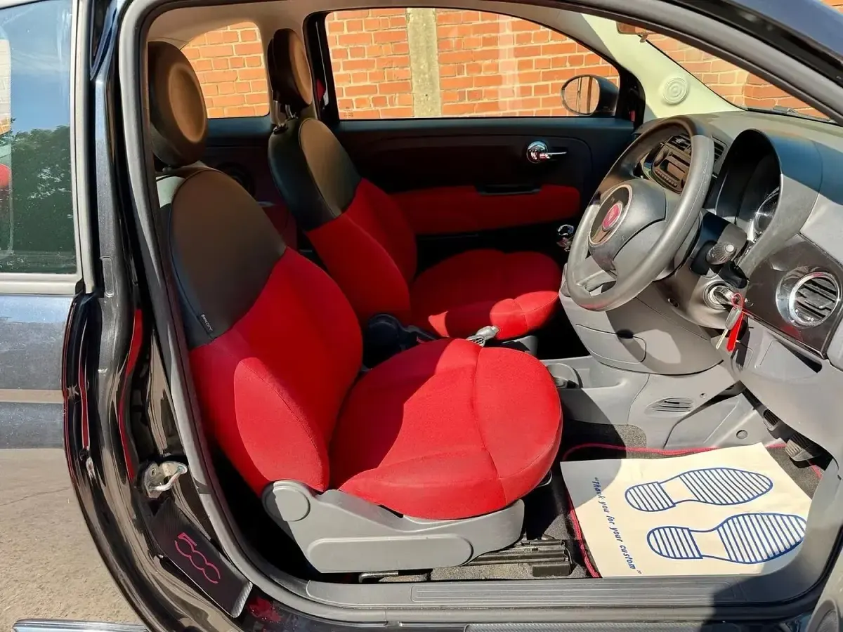 Used Fiat 500 Pop 69 HP (50 kW) 2013 Black Hatchback