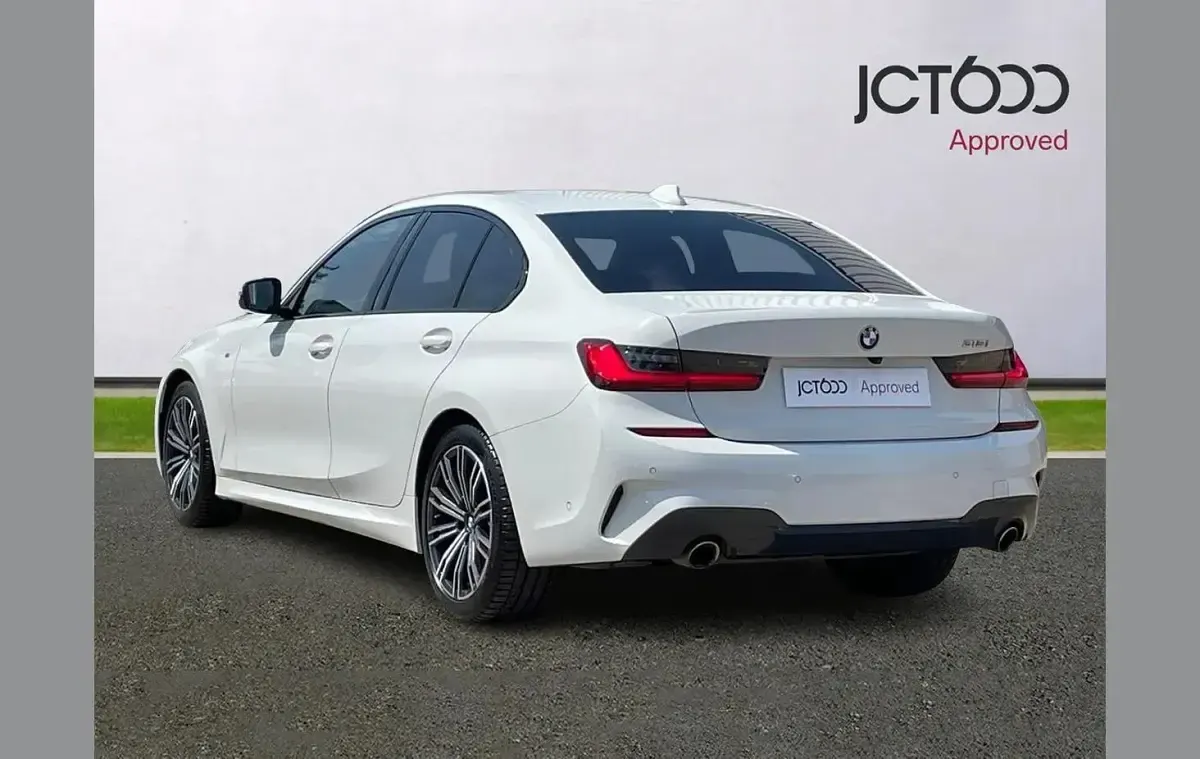 Used BMW 318 M Sport 154 HP (113 kW) 2021 White Sedan