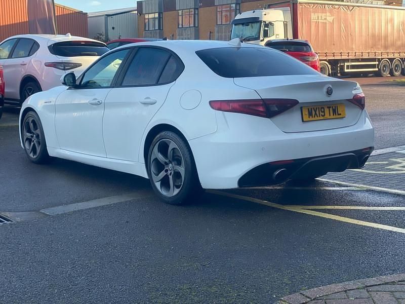 Used Alfa Romeo Giulia Veloce 280 HP (205 kW) 2019 White Sedan