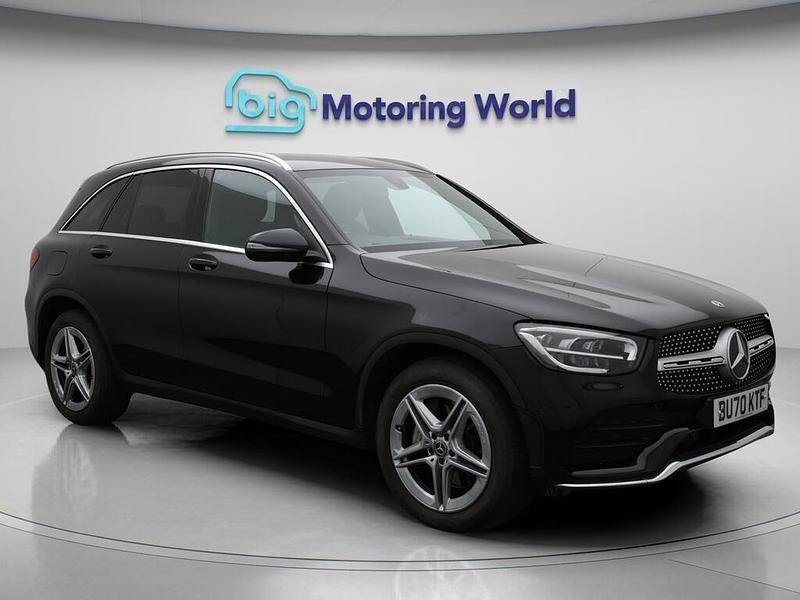Black Used 2020 Mercedes GLC220 AMG line Estate | £23,500 (Fair price) - Image 1/4