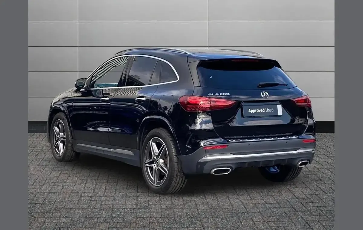 Used Mercedes GLA200 AMG Line Premium 161 HP (118 kW) 2023 Black SUV