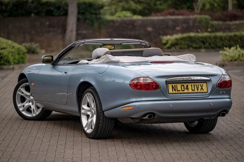 Used Jaguar XK8 2004 Blue Cabriolet