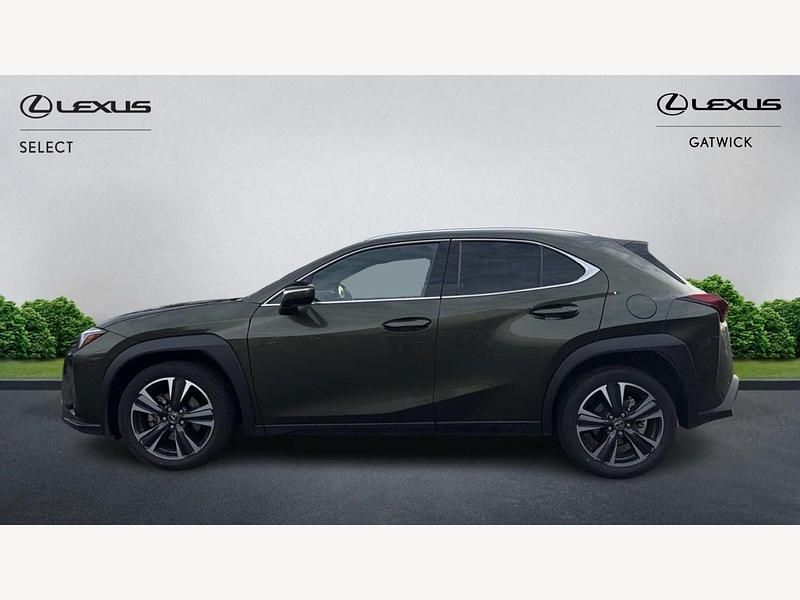 Used Lexus UX 300h 2025 Green SUV