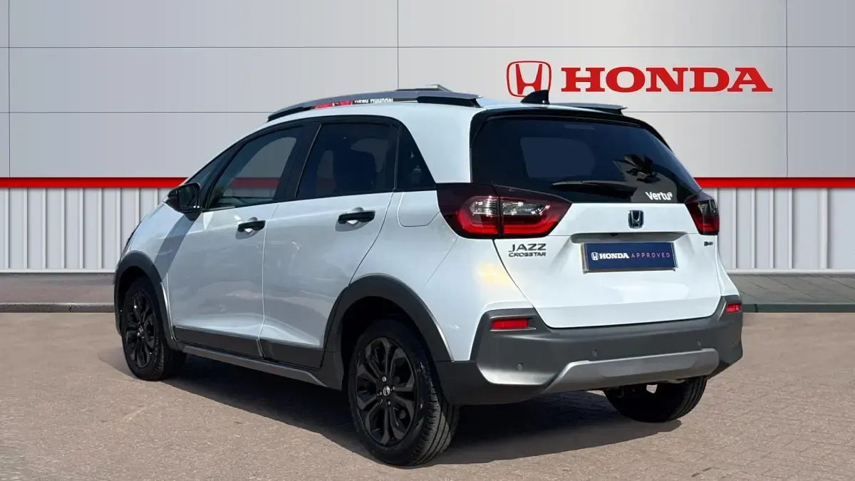 Używany Honda Jazz Advance 122 KM (89 kW) 2025 Biały Hatchback