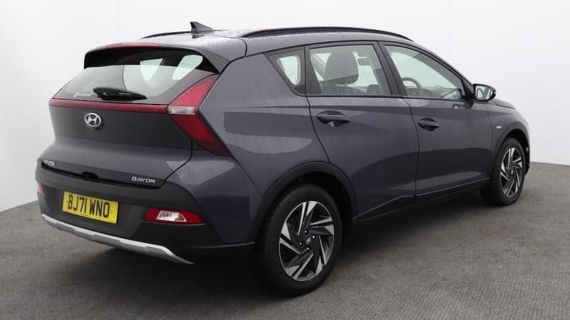 Used Hyundai Bayon SE 100 HP (73 kW) 2021 Grey SUV