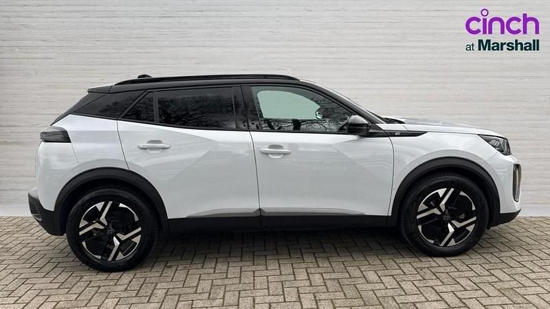 Used Peugeot e-2008 114 kW (156 HP) 2023 White SUV