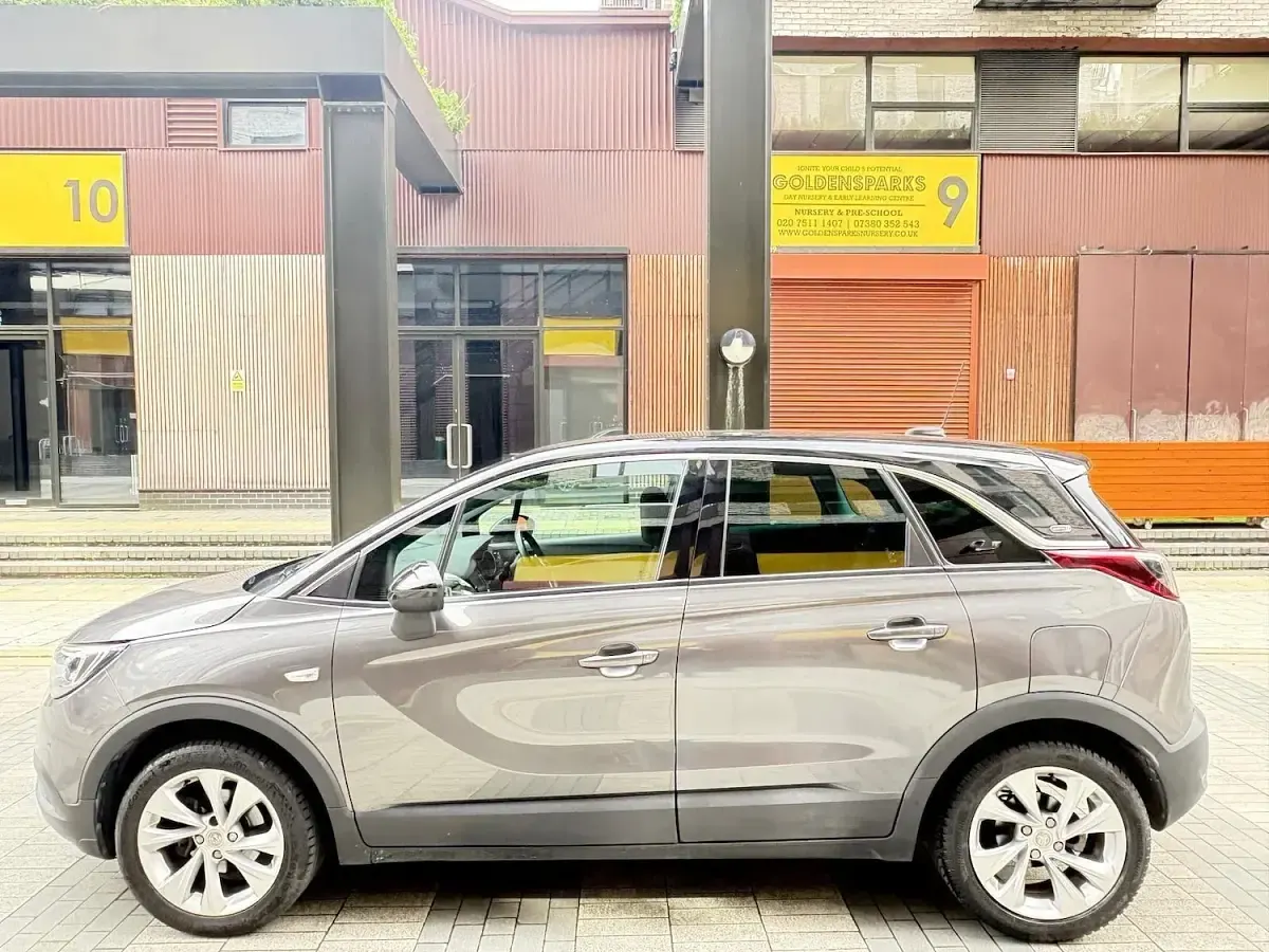 Used Vauxhall Crossland X Business Edition 130 HP (95 kW) 2020 Grey SUV