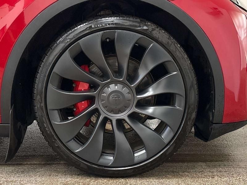Used Tesla Model Y Performance 392 kW (534 HP) 2022 Red SUV