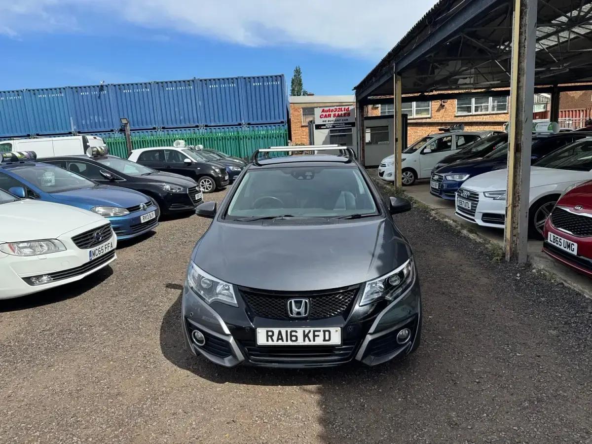 Second-hand Honda Civic SR 142 CP (104 kW) 2016 Gri Hatchback
