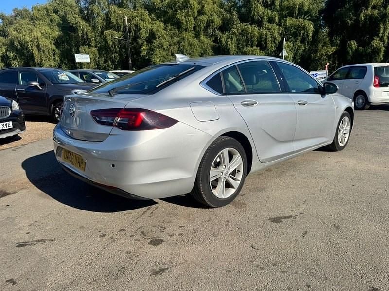 Used Vauxhall Insignia Sport 110 HP (80 kW) 2018 Silver Hatchback