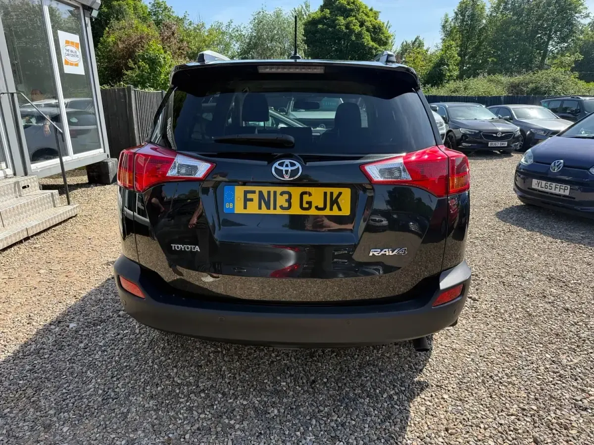 Used Toyota RAV4 124 HP (91 kW) 2013 Black SUV