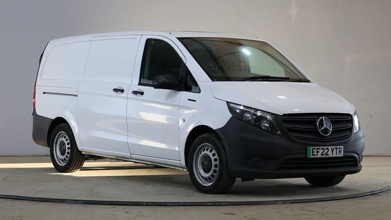 Used Mercedes e-Vito Progressive 85 kW (116 HP) 2022 White MPV