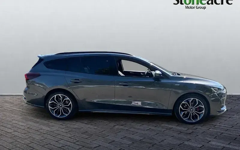 Used Ford Focus ST-Line X 125 HP (91 kW) 2023 Hatchback