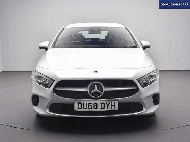 Used Mercedes A180 Executive 116 HP (85 kW) 2018 Silver Hatchback