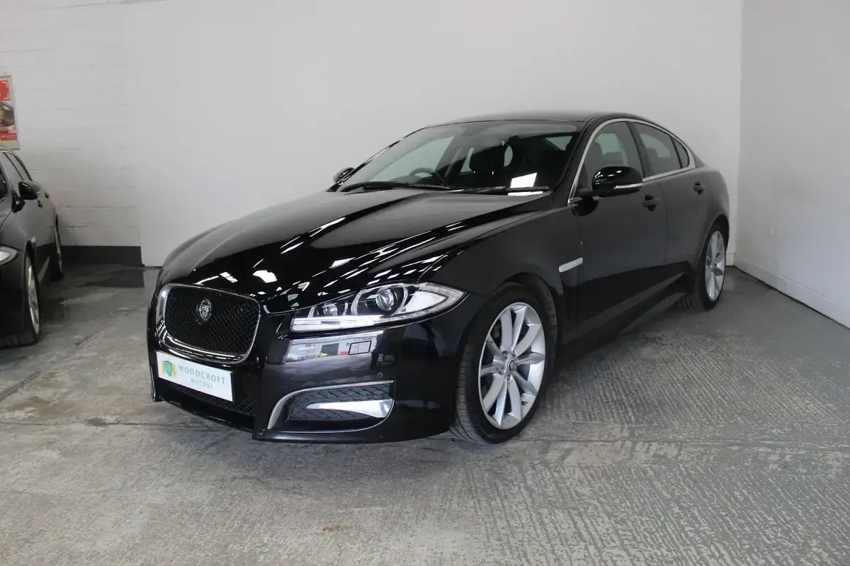 Used Jaguar XF S 200 HP (147 kW) 2013 Black Sedan