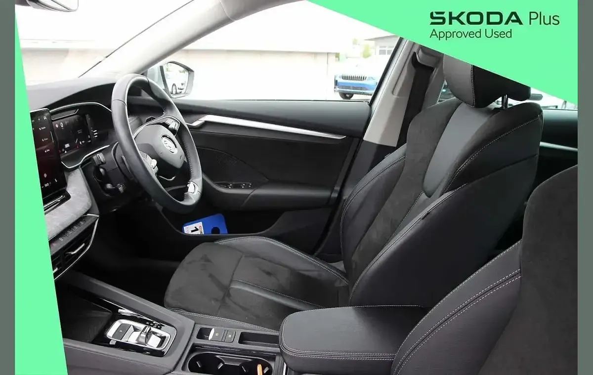 Used Skoda Octavia SE L 147 HP (108 kW) 2024 Brilliant silver metallic Estate