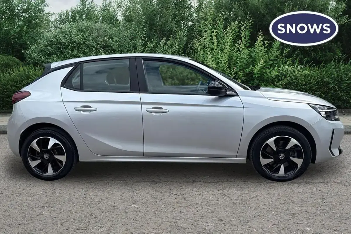 Używany Vauxhall Corsa-e Design Edition 100 kW (136 KM) 2024 Szary Hatchback
