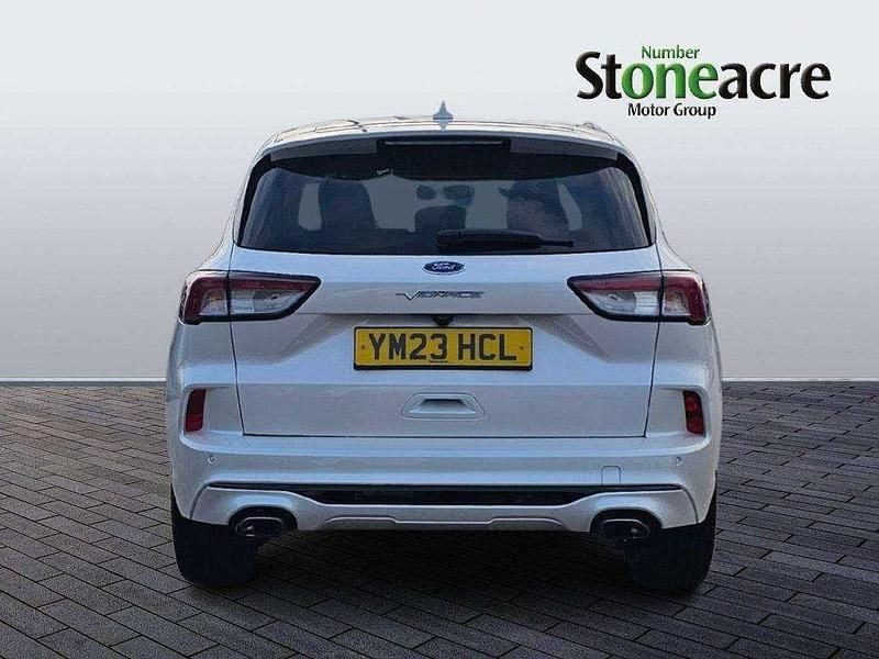 Used Ford Kuga Vignale 225 HP (165 kW) 2023 White SUV