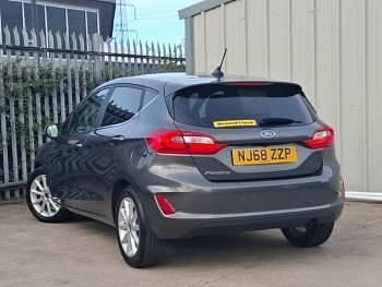 Used Ford Fiesta Titanium 100 HP (73 kW) 2018 Grey Hatchback