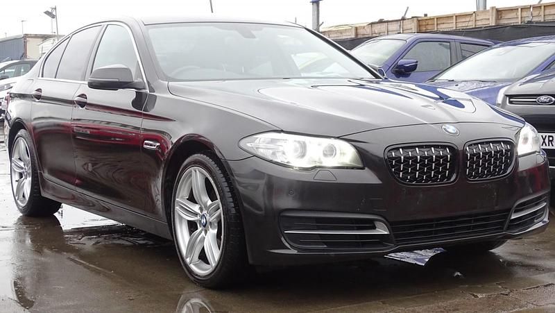 Used BMW 520 Comfort Edition 2014 Brown Sedan