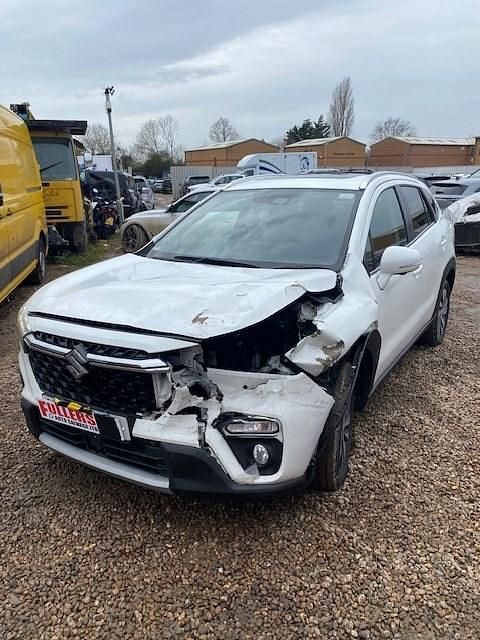 Used Suzuki SX4 129 HP (94 kW) 2024 White Hatchback