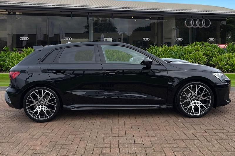 New Audi RS3 Comfort 400 HP (294 kW) 2026 Black Sedan