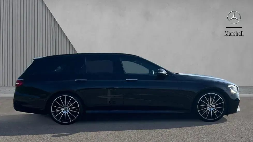 Used Mercedes E200 AMG line 200 HP (147 kW) 2023 Obsidian black metallic