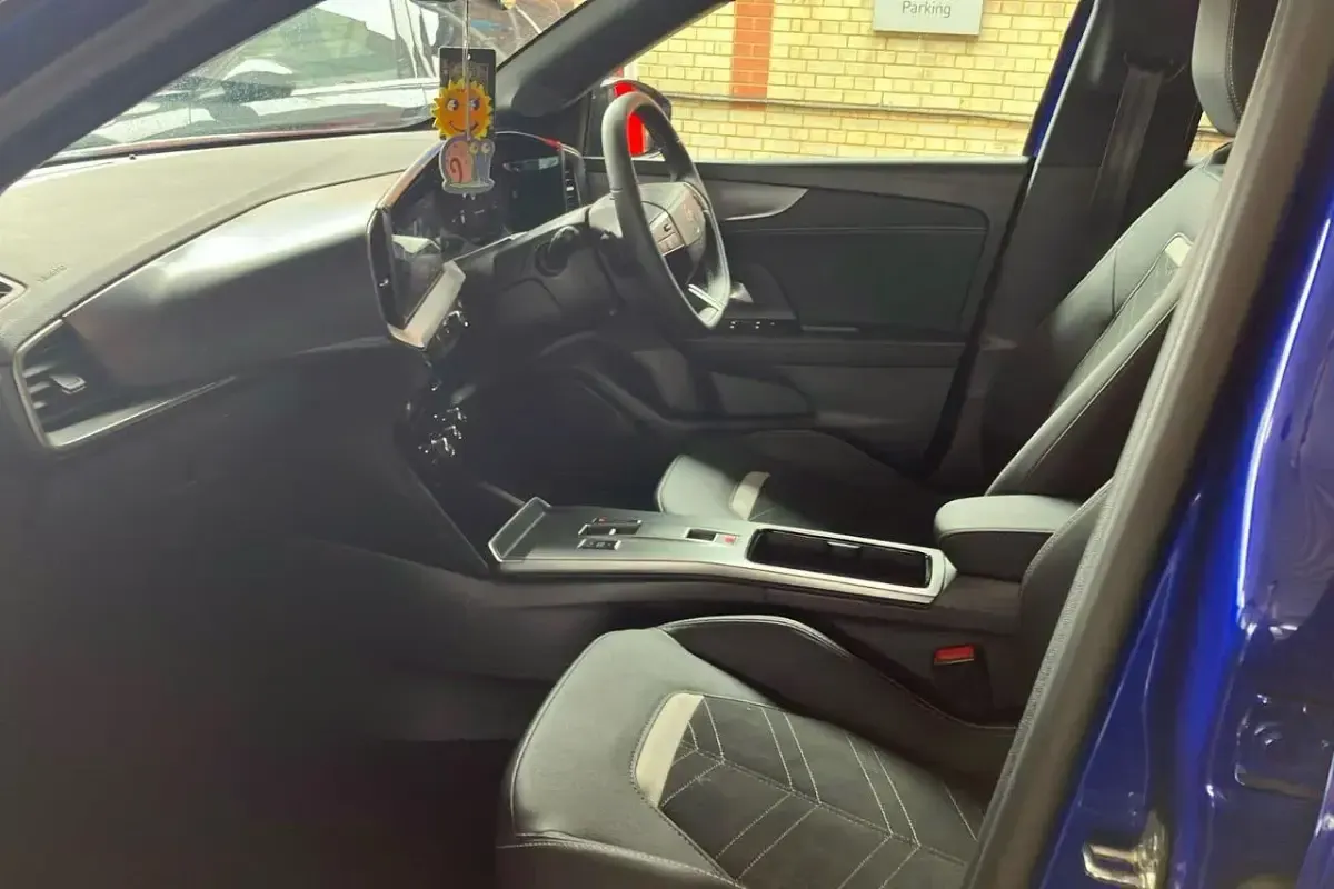 Used Vauxhall Mokka Ultimate 130 HP (95 kW) 2025 Blue SUV