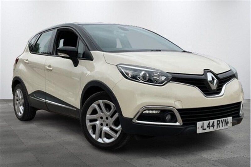 Cream black Used 2014 Renault Captur Dynamique SUV | £6,500 (Fair price) - Image 1/1