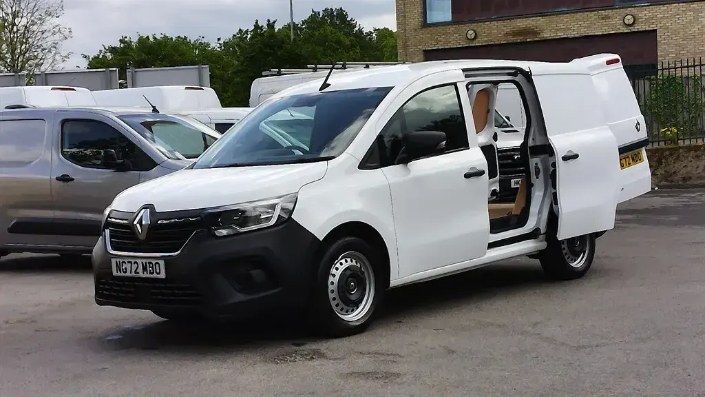 Used Renault Kangoo 2023 White MPV
