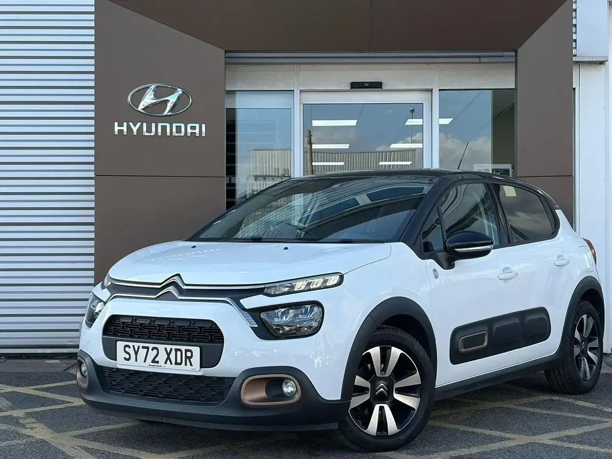 Used Citroën C3 PureTech 2023 White Hatchback