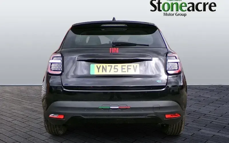 New Fiat 600E Red 114 kW (156 HP) 2025 Hatchback