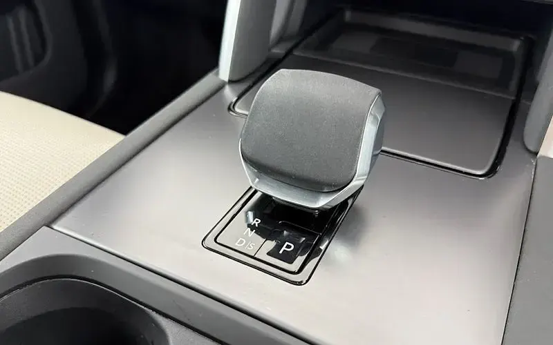 Used Land Rover Discovery Sport HSE Dynamic 204 HP (150 kW) 2025 Silver SUV