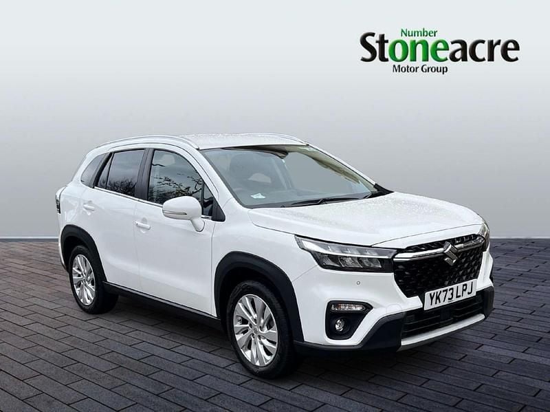 Used Suzuki SX4 115 HP (84 kW) 2023 White Hatchback