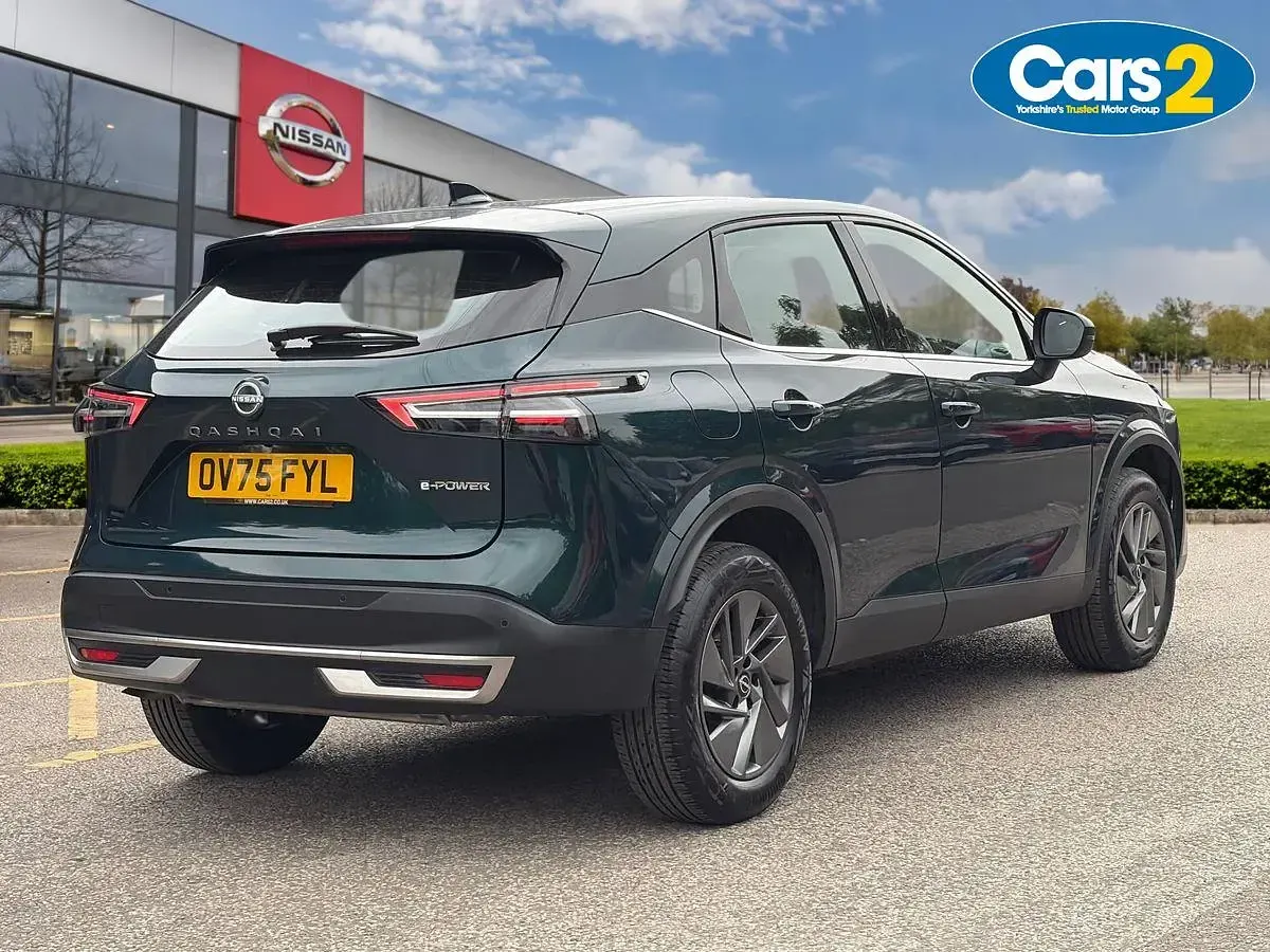 Used Nissan Qashqai Acenta Premium 190 HP (139 kW) 2025 Green SUV