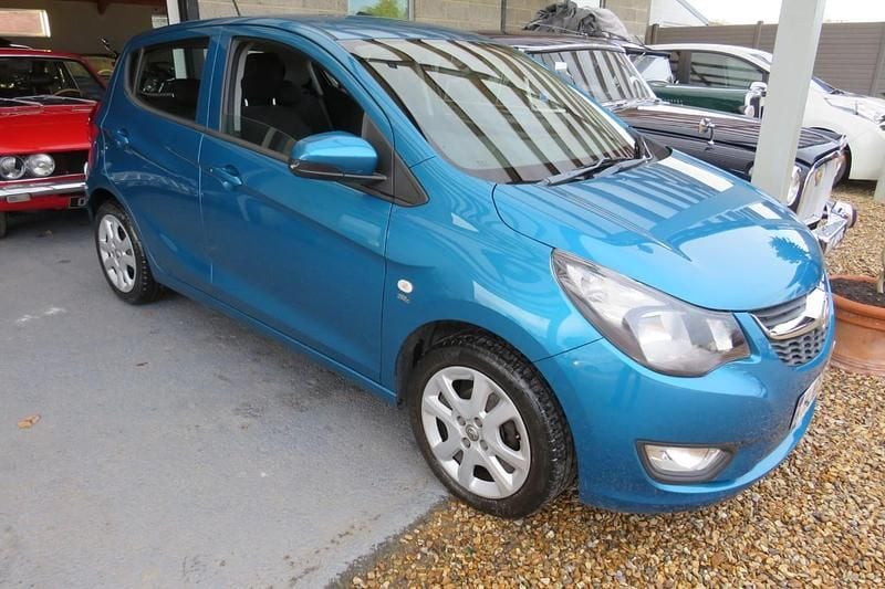 Used Vauxhall Viva 73 HP (53 kW) 2018 Blue Hatchback