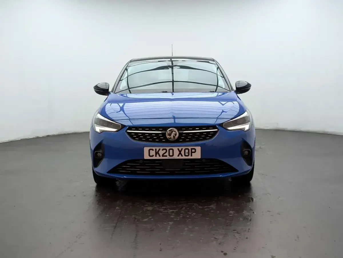 Usado Vauxhall Corsa-e Elite 100 kW (136 HP) 2020 Azul Citadino
