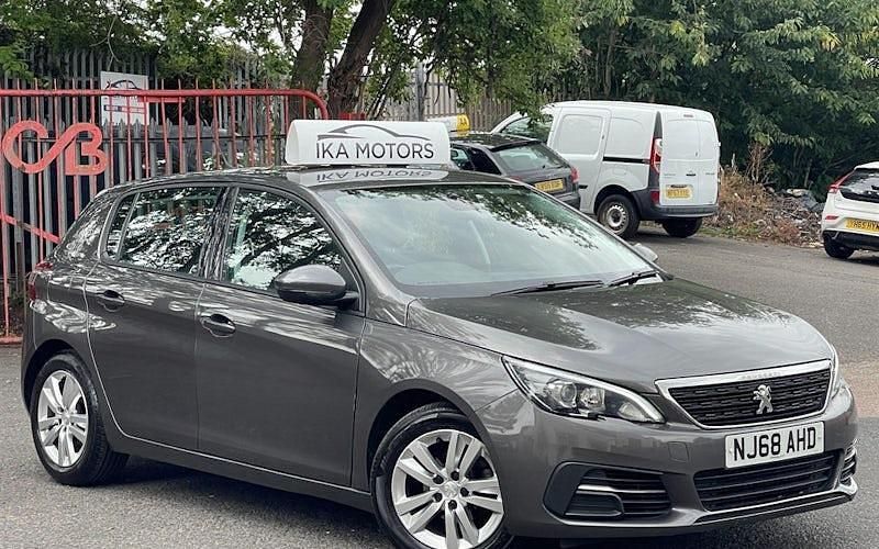 Used 2020 Peugeot 308 Active Hatchback | £5,795 (Super price) - Image 1/4