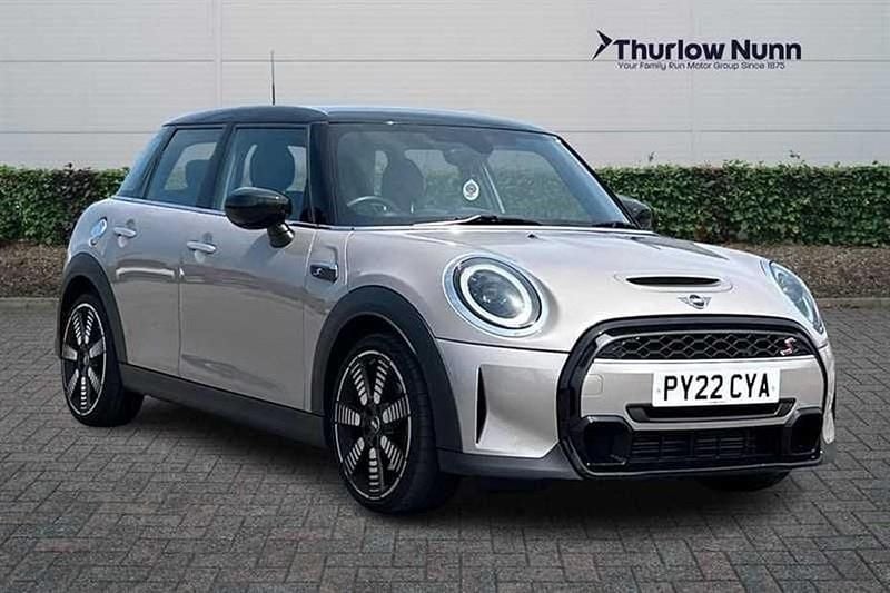 Grey Used 2022 Mini Cooper S Exclusive Hatchback | £17,100 (Good price) - Image 1/1